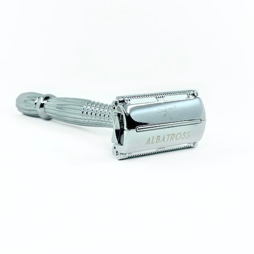 plastic free razor long handle close up